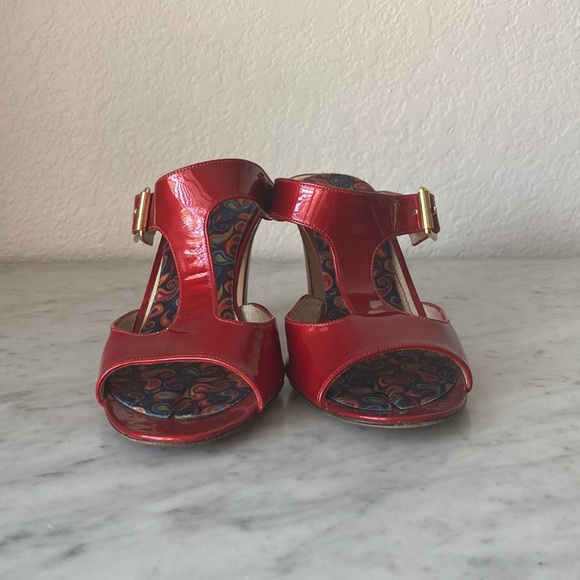 Vero Cuoio Red Leather Sandals Hells Size 7B - Picture 2 of 11